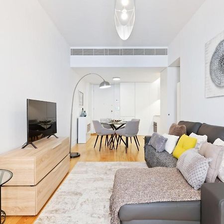 Spacious 1 Bedroom Apartment Near Baixa Lisbona Esterno foto